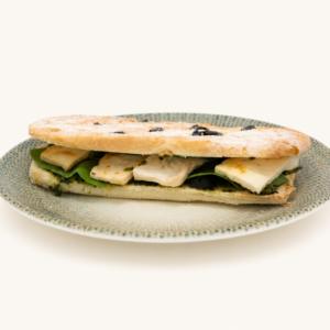 Grilled Halloumi Sandwich with Pesto & Basil Ciabatta |  ساندويتش شباتا الحلوم المشوي مع البيستو والريحان