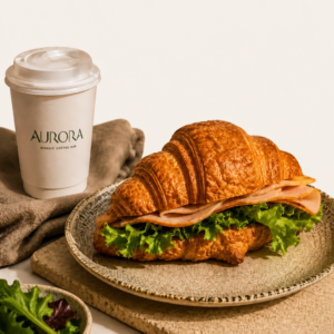 Croissant with Turkey |  كرواسون بالديك الرومي